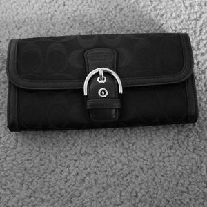 Black coach clutch/wallet